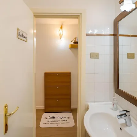 Timeless Home Deluxe Cinema Suite Apartment Parma