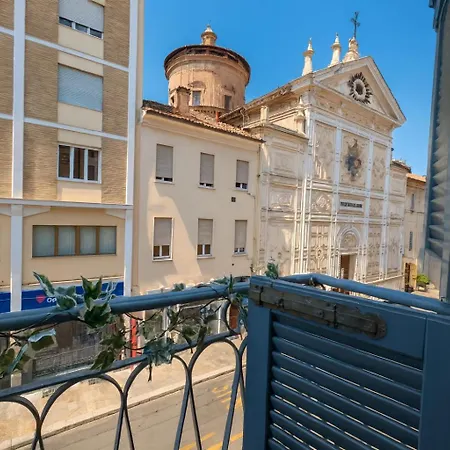 Timeless Home Deluxe Cinema Suite Apartment Parma