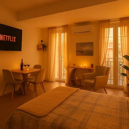 Apartment Timeless Home Deluxe Cinema Suite *