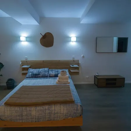 Apartment Timeless Home Deluxe Cinema Suite Parma