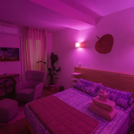 Timeless Home Deluxe Cinema Suite