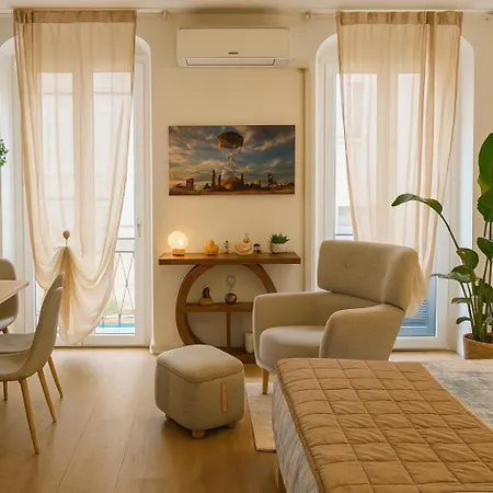 Apartment Timeless Home Deluxe Cinema Suite Parma