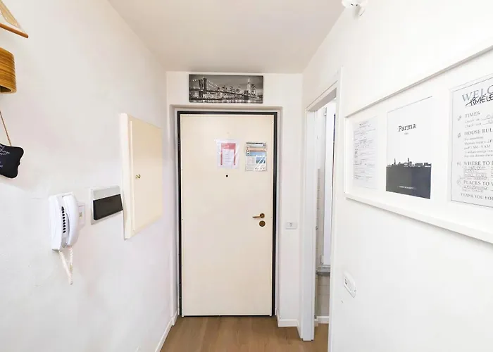 Timeless Deluxe Cinema * Parma